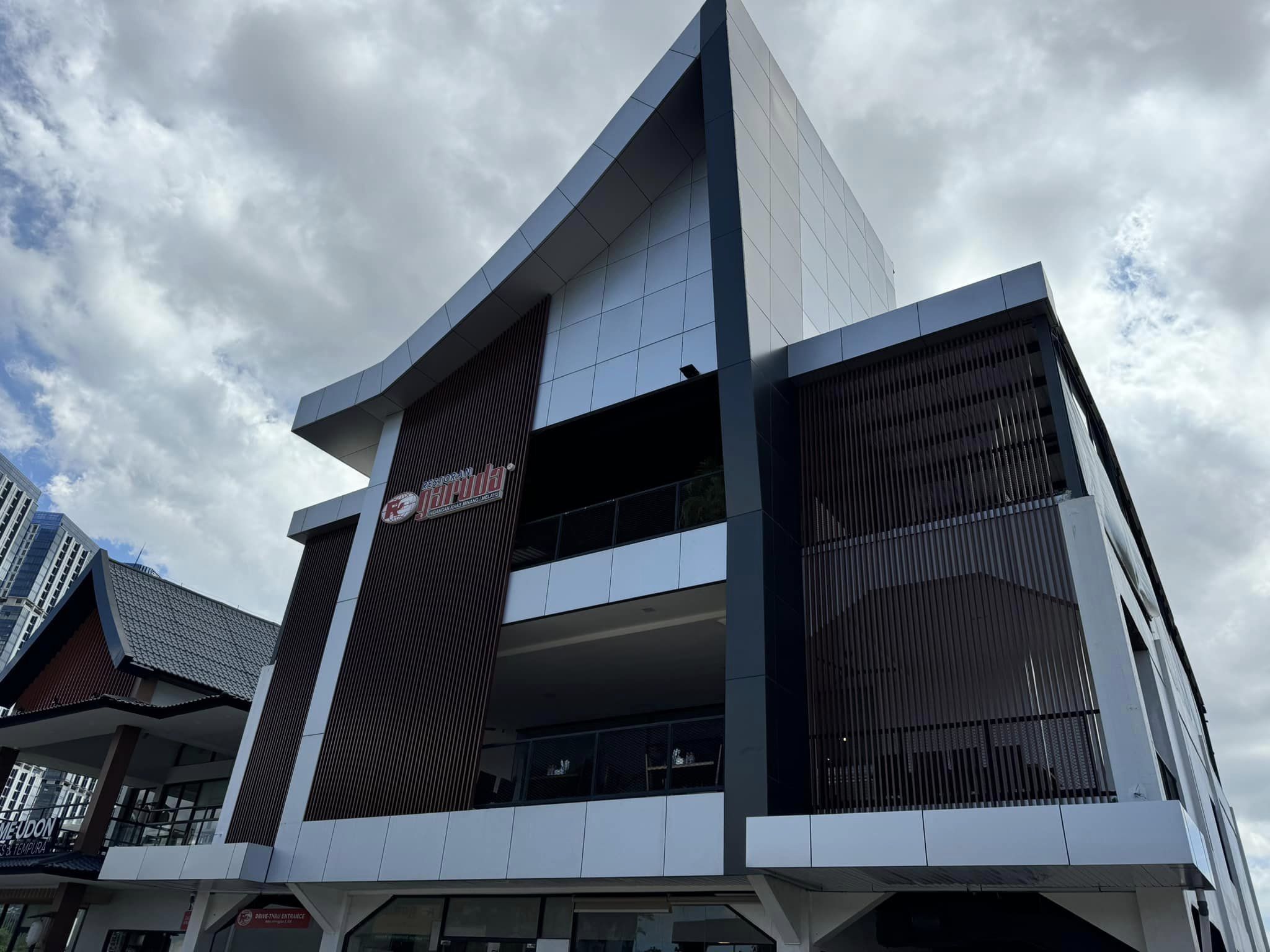 Rumah Makan Garuda Batam